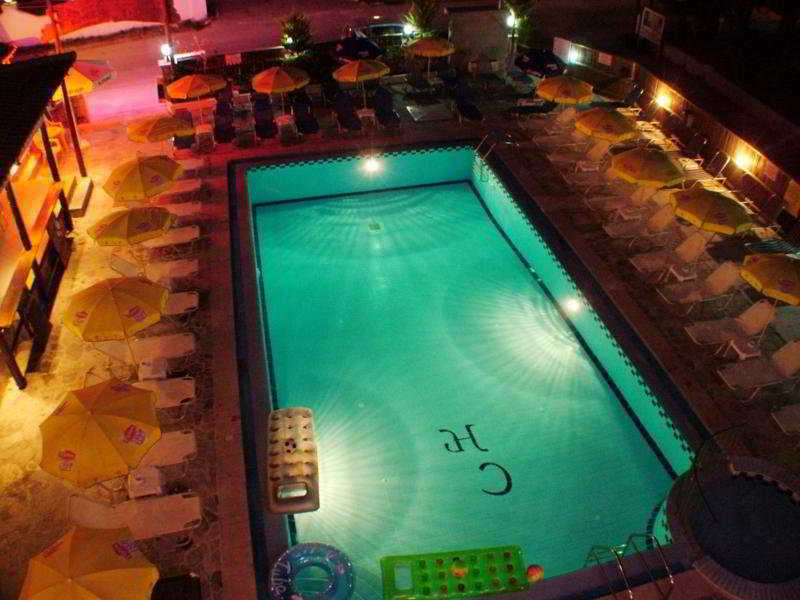 Canadian Hotel Laganas Exteriör bild